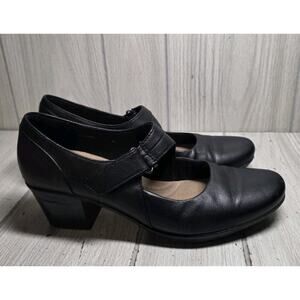 Clarks Collection Black Leather Shoes Mary Jane Heels 9.5 Preppy Academia Scuff